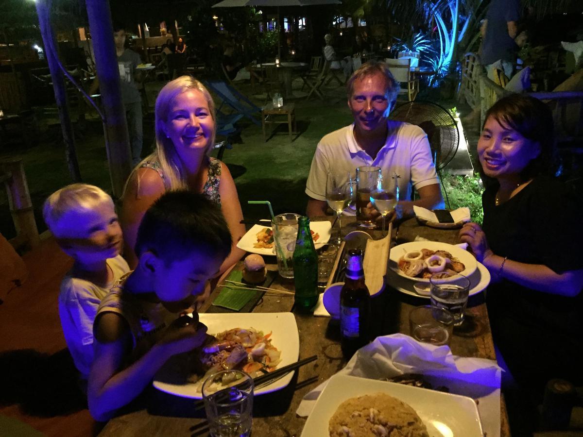 Local Beach Homestay Hoi An Exterior foto